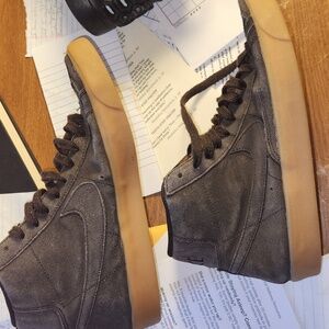 NIKE SB Blazers Mid Size 9